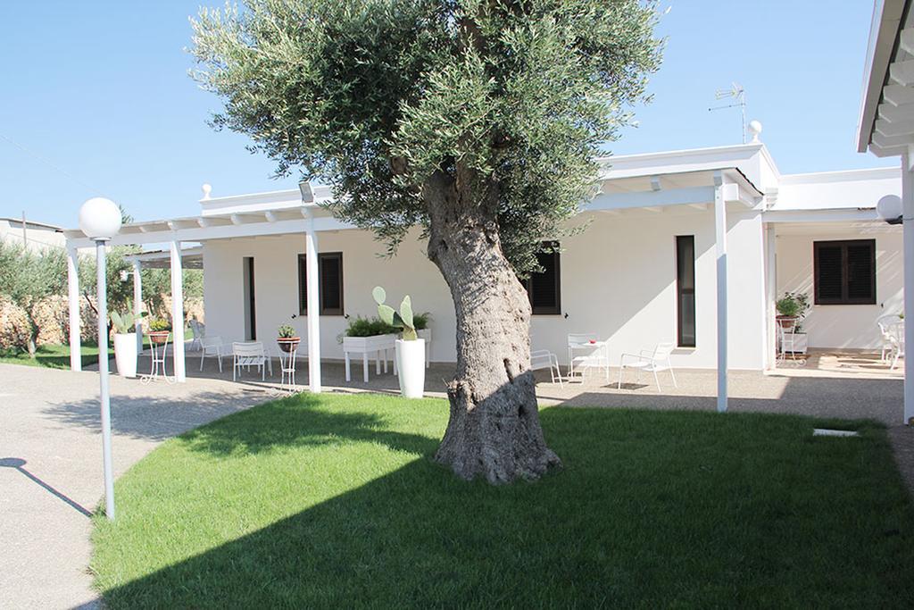 Hostal Relais Lali' Mottola Exterior foto