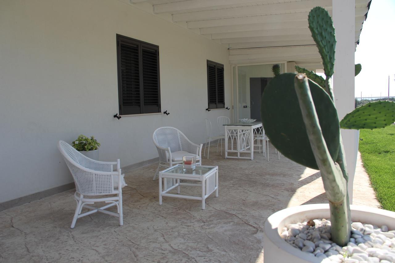 Hostal Relais Lali' Mottola Exterior foto